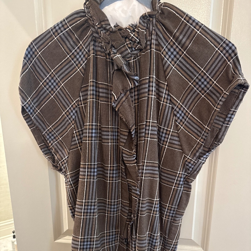 Plaid flannel short sleeve top